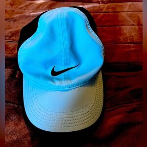 Nike Women’s Cap DRI-FIT Black & Teal One Size Fits Most